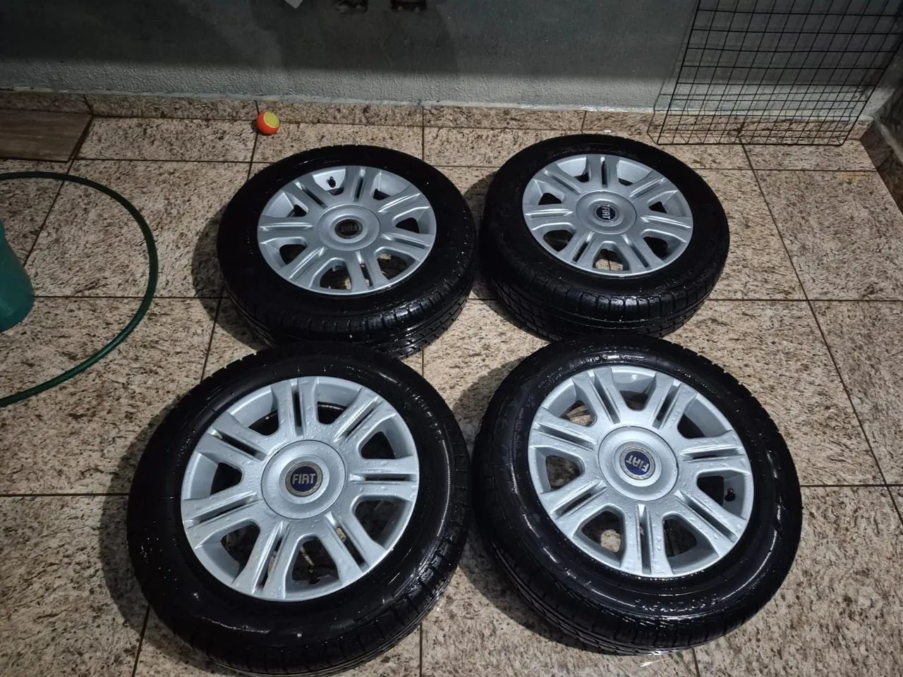 Rodas aro 15 Idea/stylo Fiat