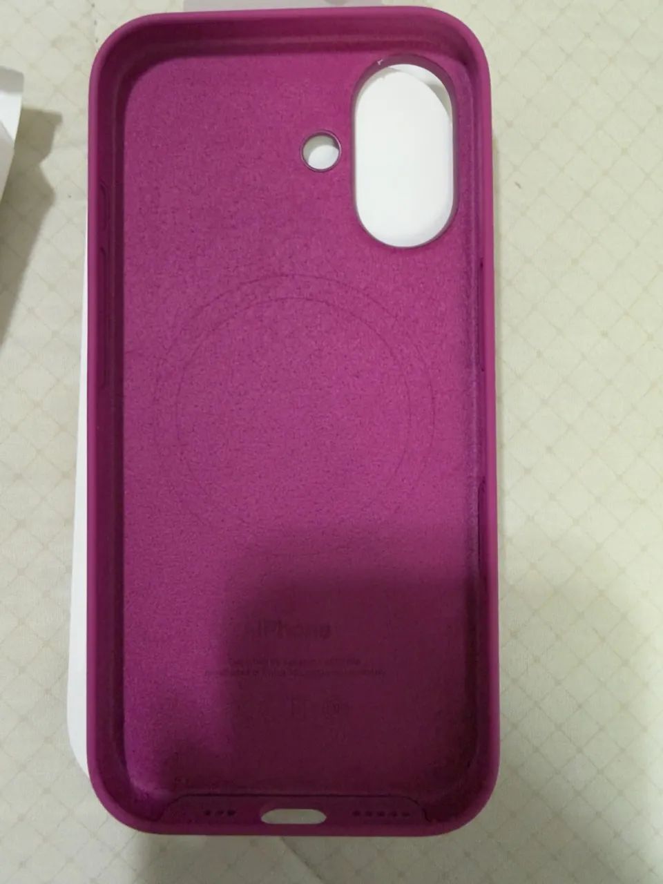 Capinha Mag Safe IPhone 16 - Original  - Foto 4