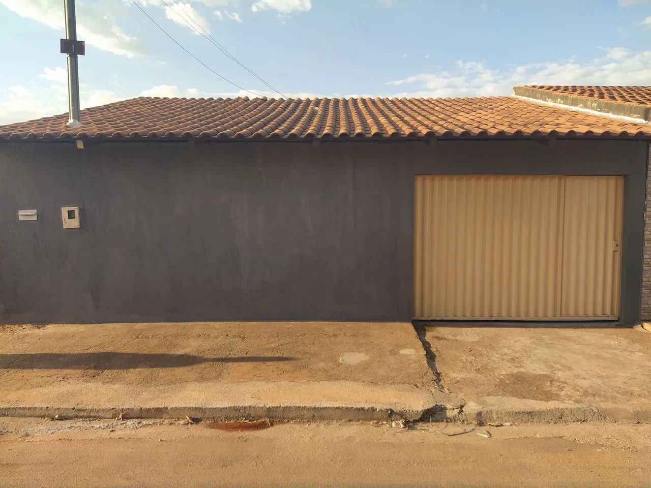 Aluguel de uma casa em Goianira 