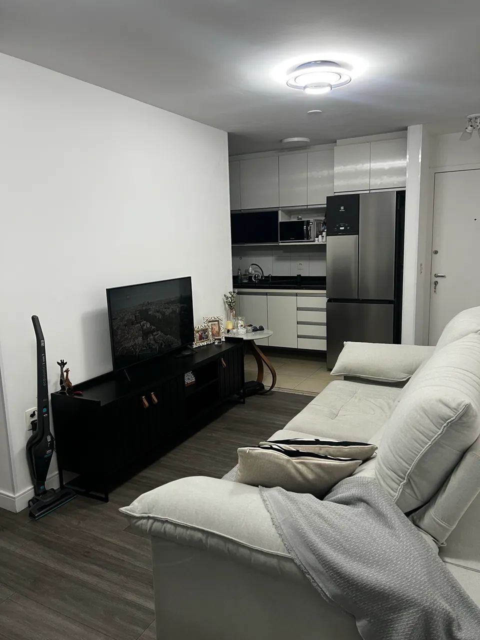 Sofá Premium Semi Novo Retrátil Reclinável com molas ensacadas 2,50m - Foto 6