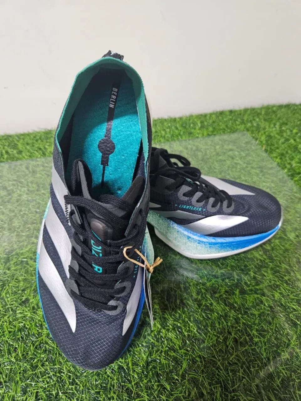 Tênis de corrida adizero adios pro 4 - Edição Berlin - Foto 3