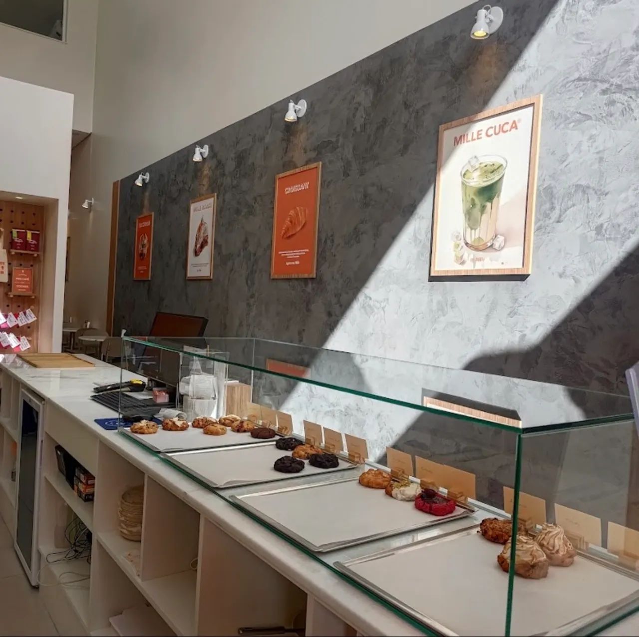 Vendo ponto comercial - Cafeteria montada - Foto 4