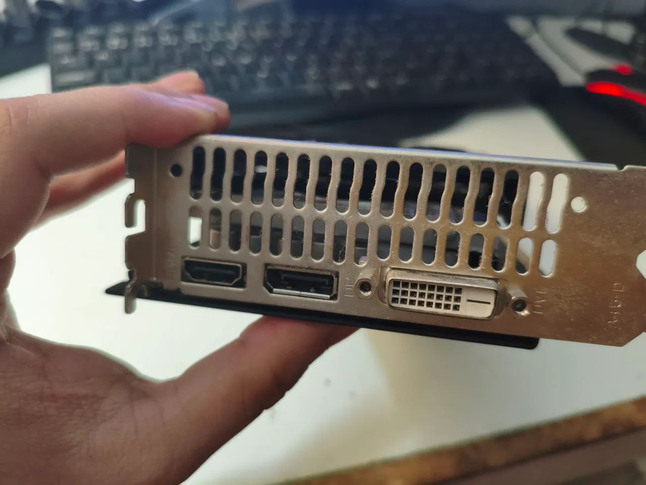 Amd RX 580 8gb (pode não funcionar) - Foto 3