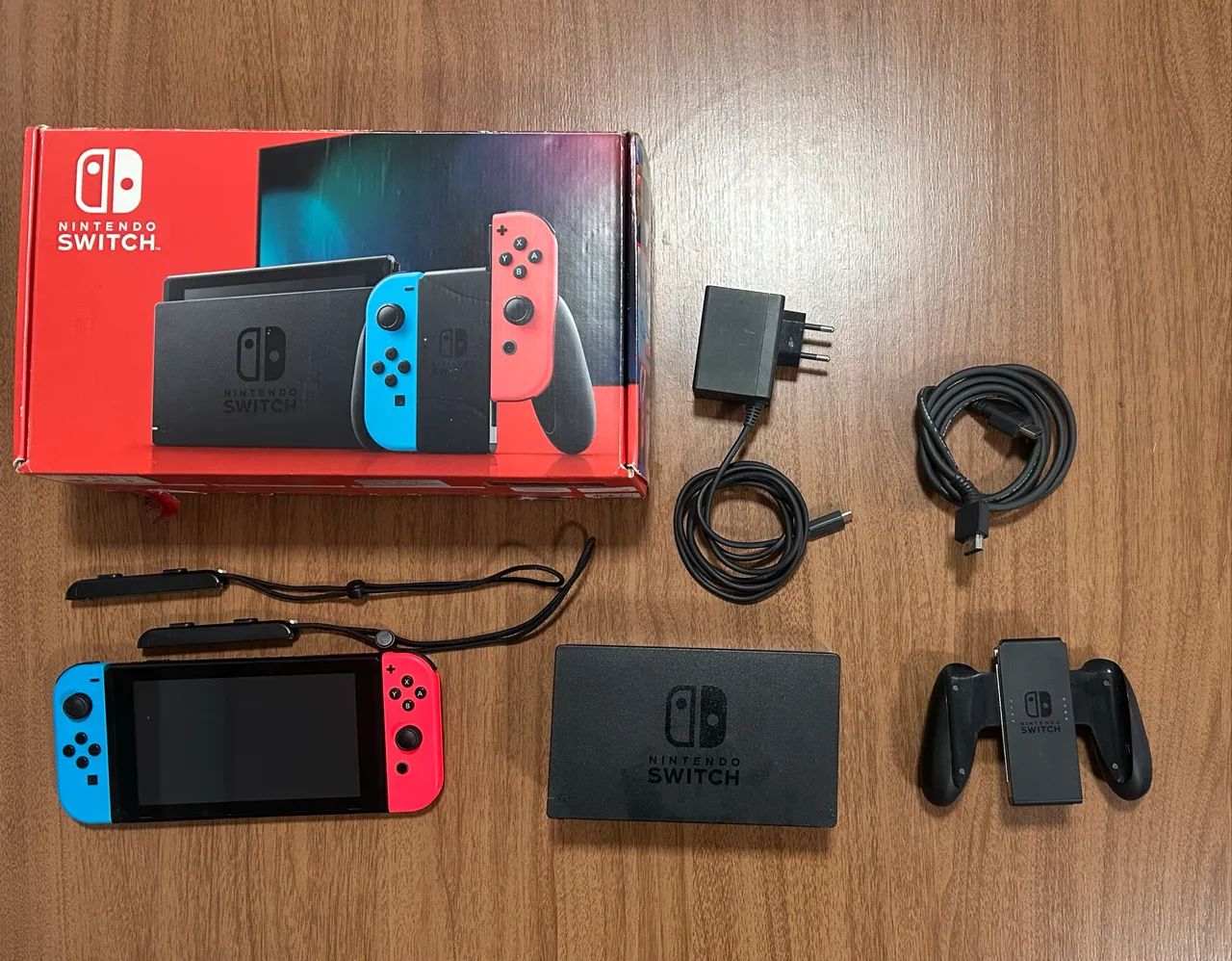 Nintendo Switch + jogos - Consoles de Vídeo Game - Costa e Silva
