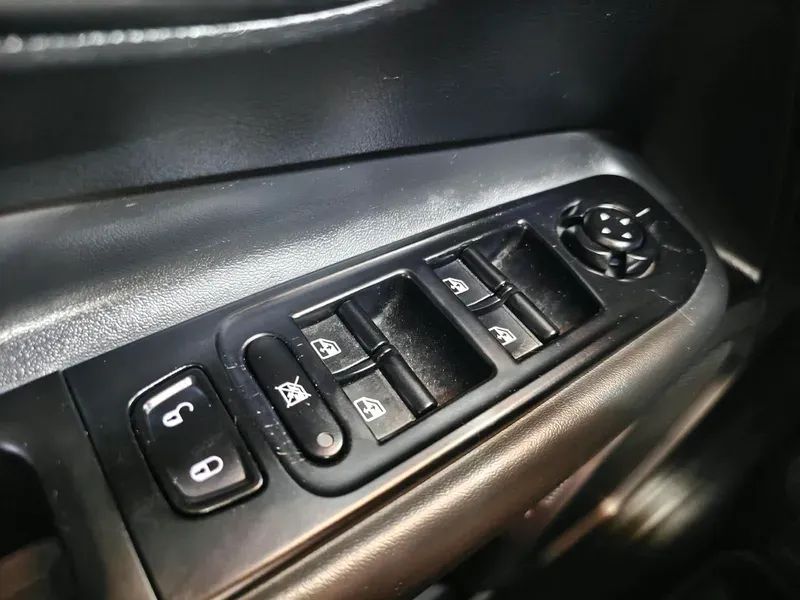 Jeep Renegade Long. T270 1.3 TB 4x2 Flex Aut., foto 16 de 19