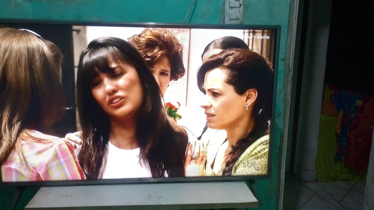 Vende se está tv .LG. de 43 polegadas smart. - Foto 4