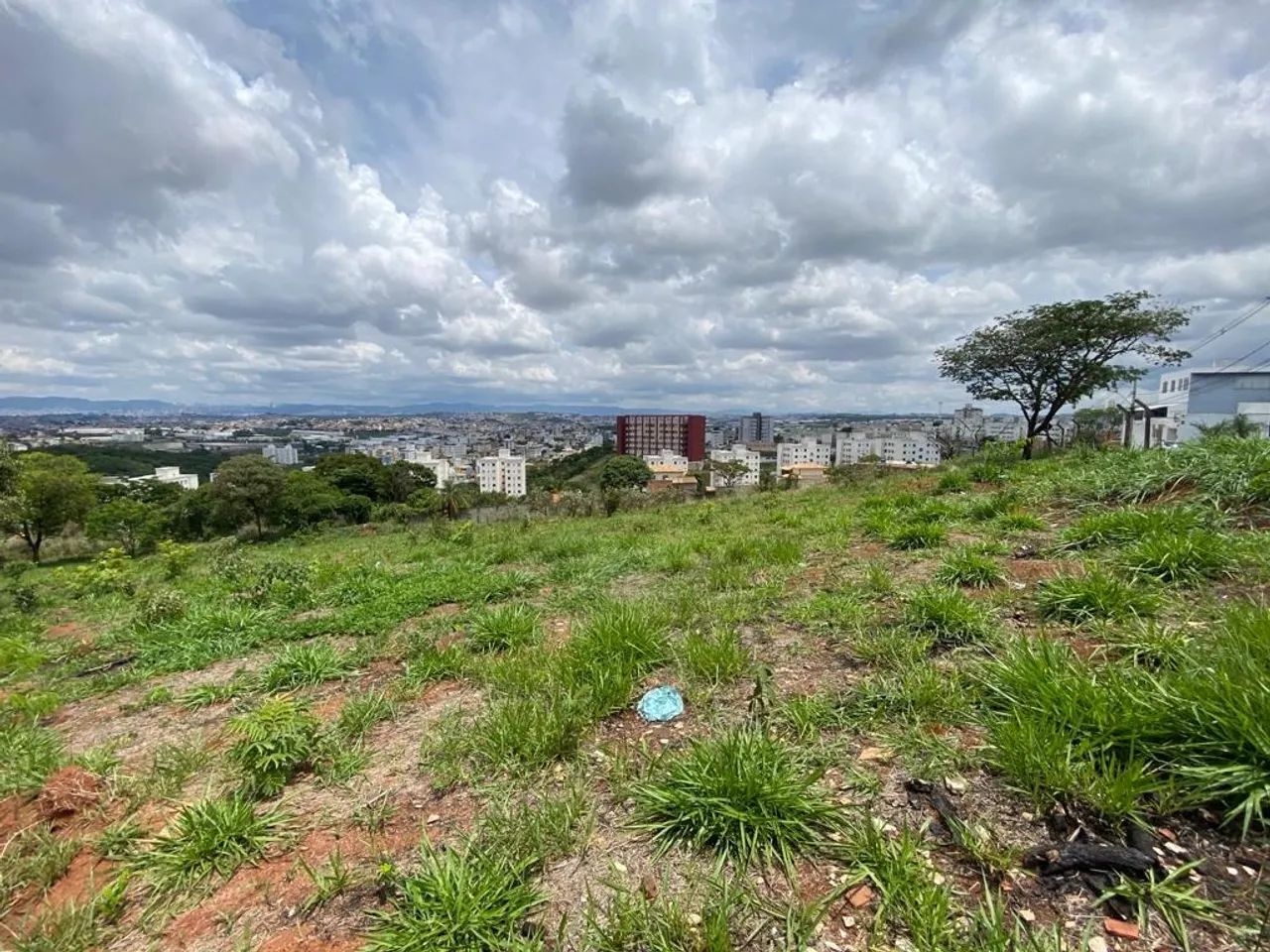 Lote | 2 mil m2 | Cabral | Cefet - Foto 2