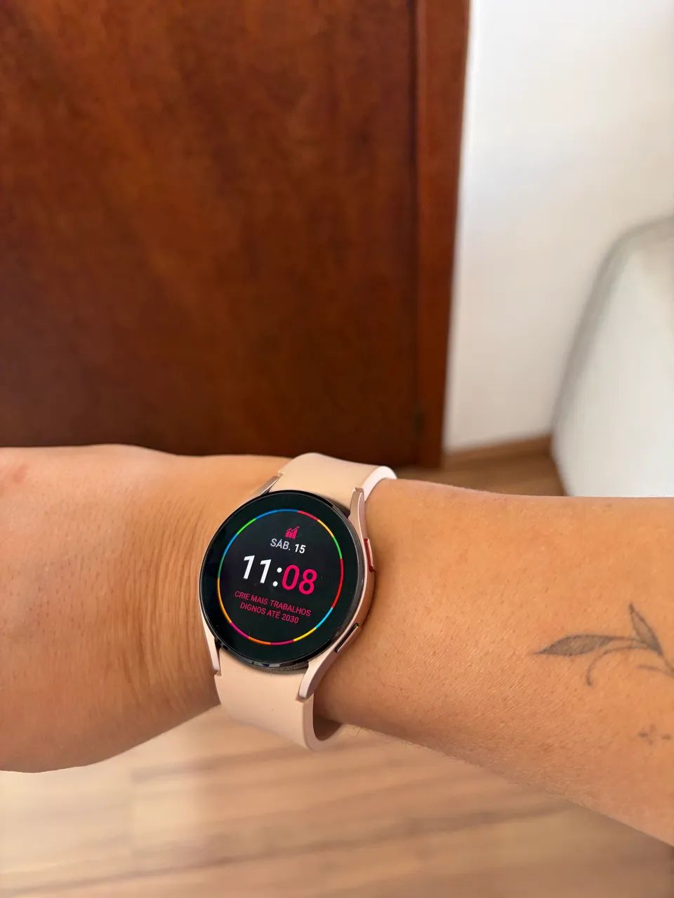 Samsung Galaxy Watch 4 Rosé - Foto 4
