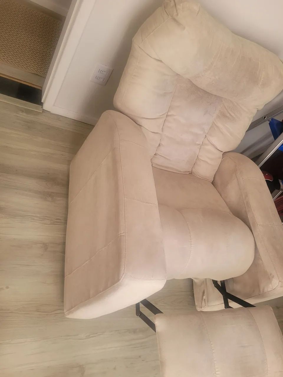 Vendo poltrona reclinável