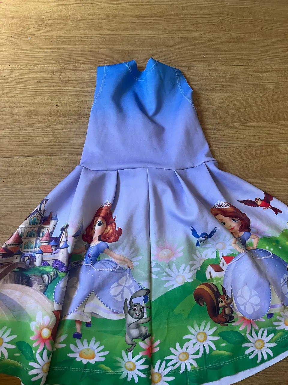 Vestido tema princesinha Sofia 