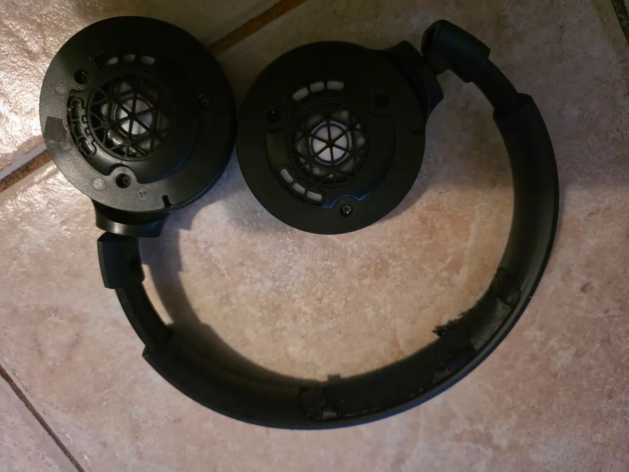 Fone de ouvido JBL com defeito  - Foto 3