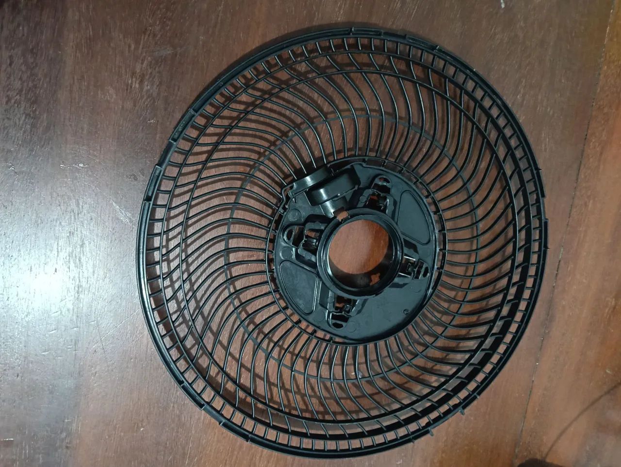Grades ventilador arno 30 cm 