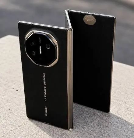  HUAWEI Mate XT ULTIMATE DESIGN (TRI-FOLD) - NOVO/LACRADO