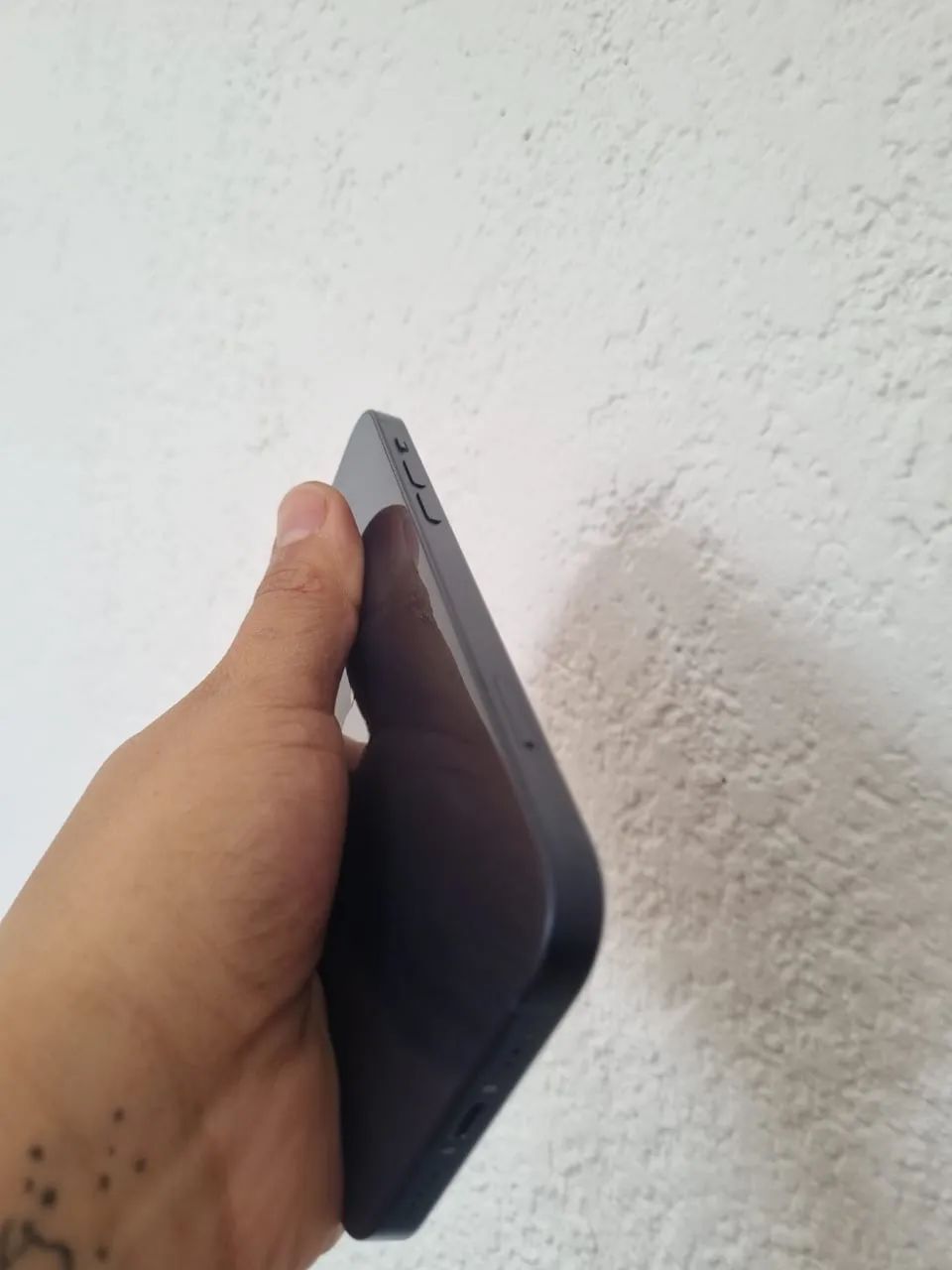 IPHONE 12 256gb 81% face id ok - Foto 4