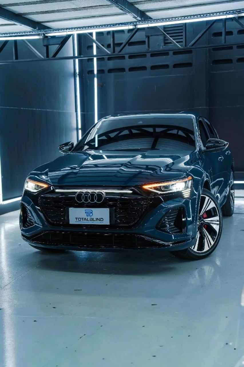 Audi Q8 E-tron Sportb. Perf. Black (elétrico) 2024