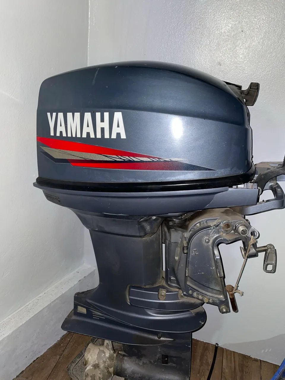 Motor popa 40 hp Yamaha
