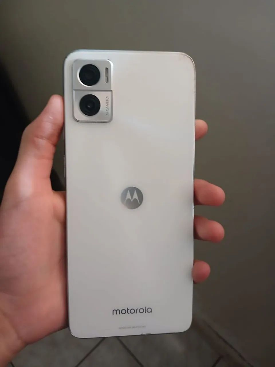 Vendo celular Motorola E 22 - Foto 2