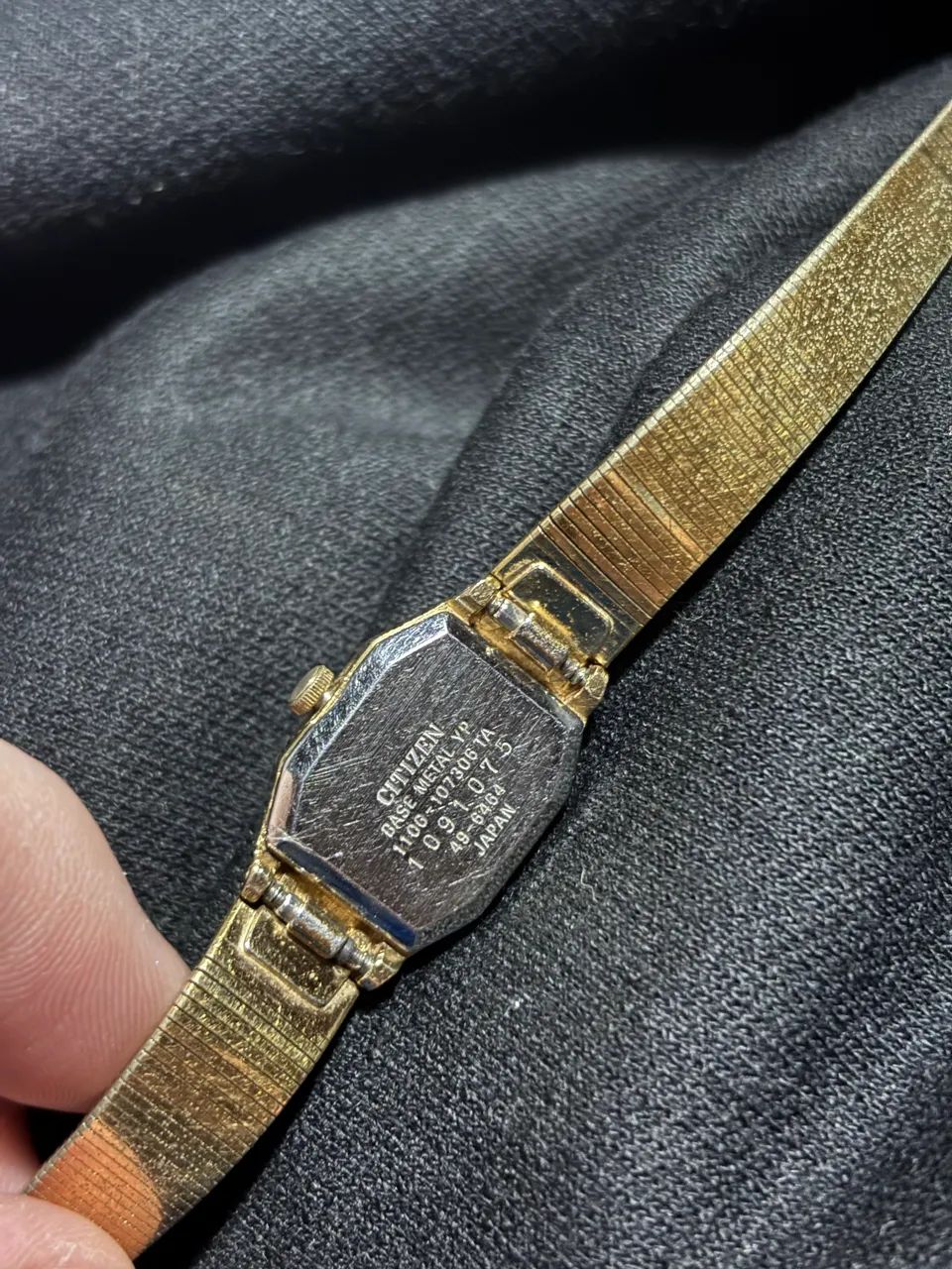 relógio citizen quartz feminino dourado 1970 raro - Foto 4