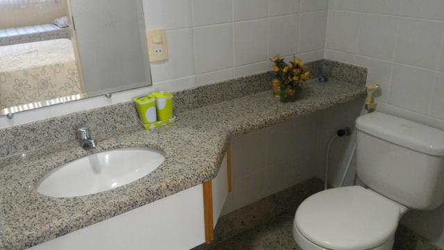 Apt 2 quartos com suite e 2 vagas garagem , no Prédio do shopping Praia Center - Foto 12