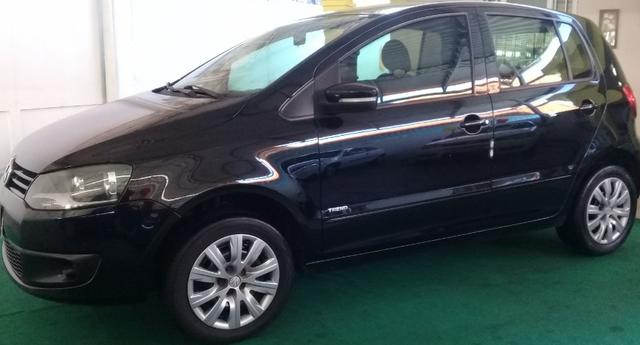 Fox Gll Trend 2012 Preto 1.6 completo 4 portas pouco rodado todos opcionais de fábrica.! - Foto 2