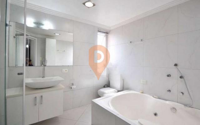 Apartamento com 134m2 privativa no centro de Curitiba 03 dorimitórios sendo uma suite - Foto 14