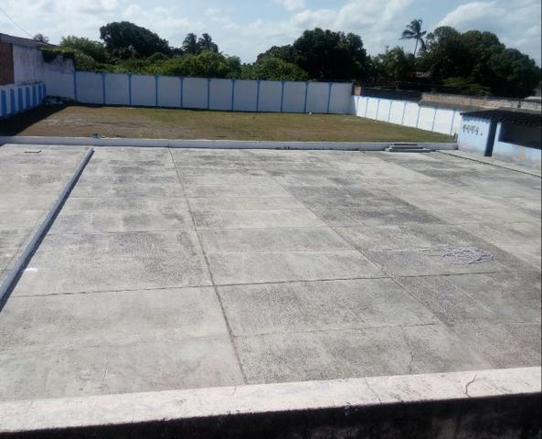 Área de 3.050 metros quadrados no centro de Dias D'Ávila - Foto 2