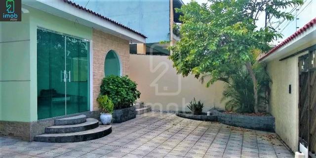Casa no Parque 10, 3 quartos sendo 1 suíte, edícula com piscina - Foto 14