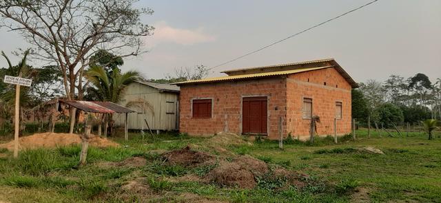 Casa recém construída medindo 8x10 no polo benfica - Foto 2