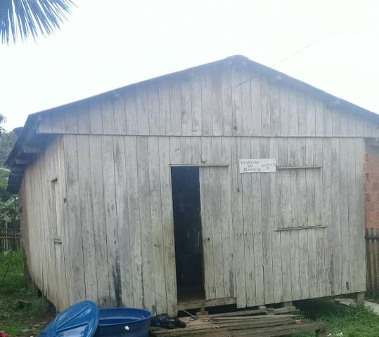 Alugo casa por apenas 200 Reais no 2 distrito