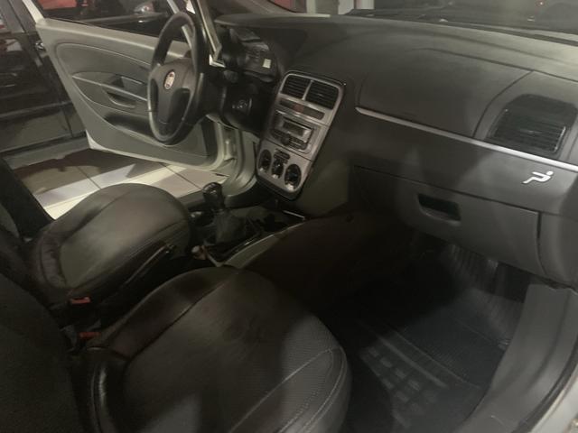 Fiat Punto 1.4 2012 - Foto 6