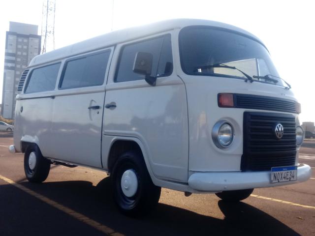 Kombi troco por carro 2012 completo - Foto 4