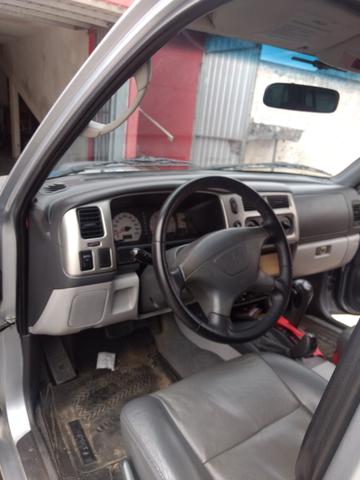 Vende Pajero Sport 2.8 2006 fone= - Foto 5