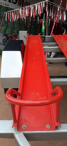 Vendo carreta para 3 motos + rampa - Foto 4