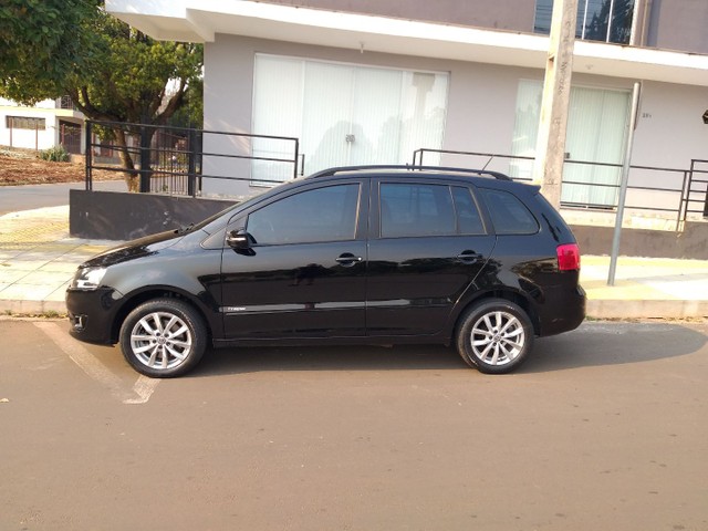 VW SPACEFOX 2014/14 PRETO 39.300KM