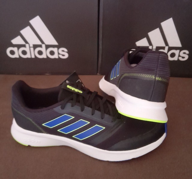 tenis adidas 43