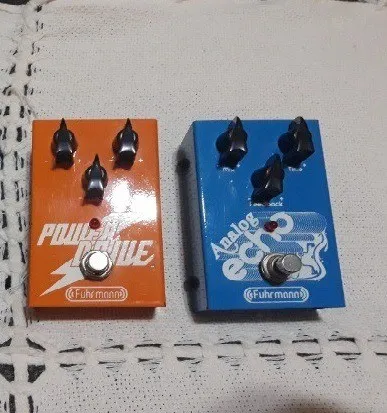 Vendo por 500 os dois, 270 overdrive e 270 o delay