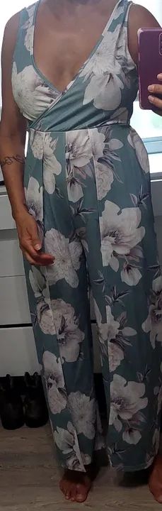 Macacão Longo Floral Verde