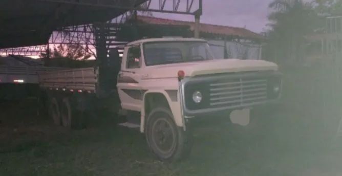 Excelente Caminhão F-7000 Trucado e Reduzido  *** Trabalhos Pesados  - Foto 13