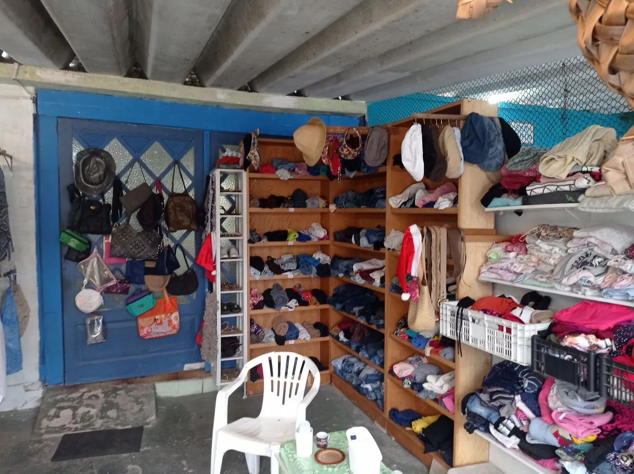 Qualquer peça de roupa 5 reais. Brechó do Yuri  - Foto 3