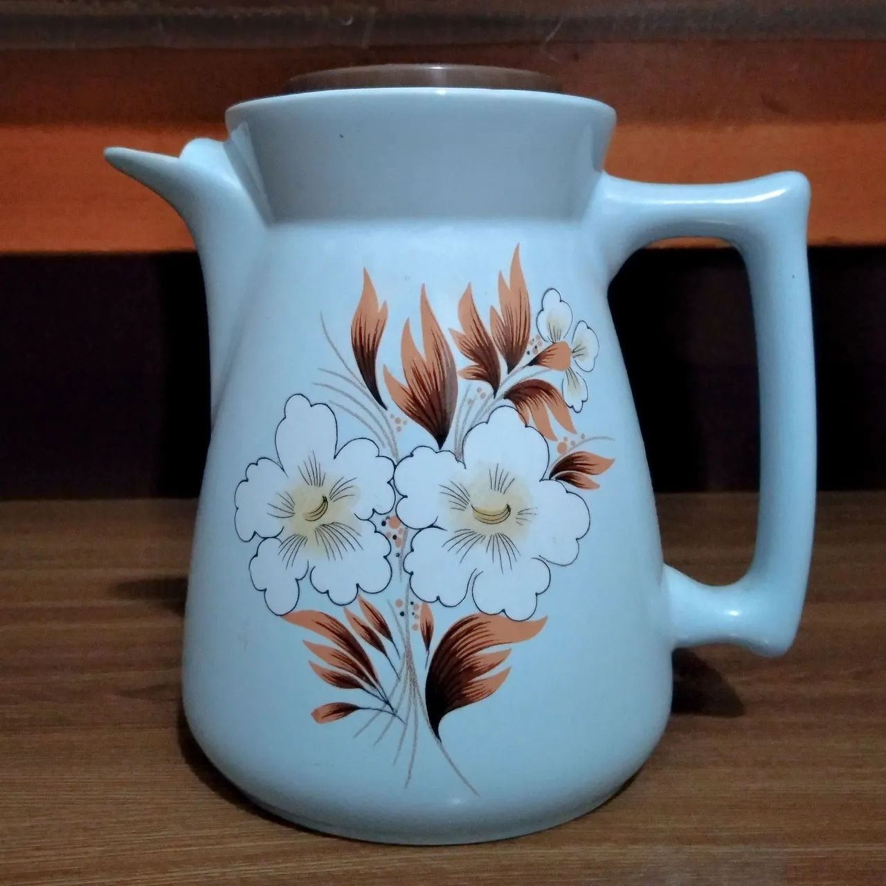 Jarro de porcelana antigo da Pozzani