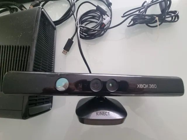 Xbox 360 ótimo estado com HD interno de 512Mb + módulo Kinect  - Foto 4
