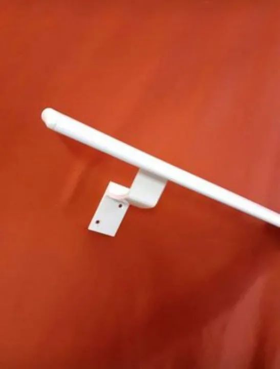 ( R$90,00 O METRO ) FABRICAMOS SOB MEDIDA / CORRIMÃO DE PAREDE EM ALUMÍNIO MODELO CHATO  - Foto 5