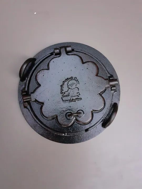 Antigo Waffel Maker - Ferro Fundido