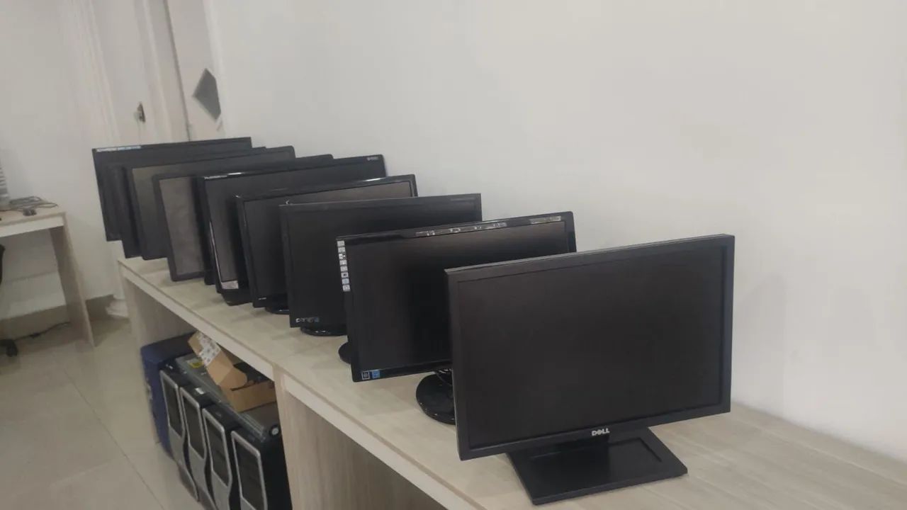 Monitores á partir de:  R$120,00