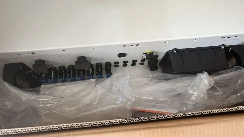 Inversor Solar Solis 37.5kw 220v S5-gc37.5k-lv Novo Na Caixa - Foto 5
