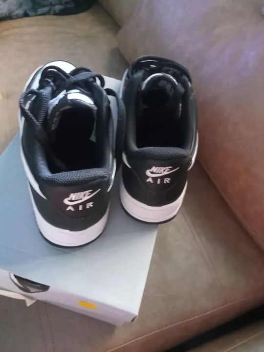 Tênis Nike Air Force 1 - Tamanho 39 - Foto 2