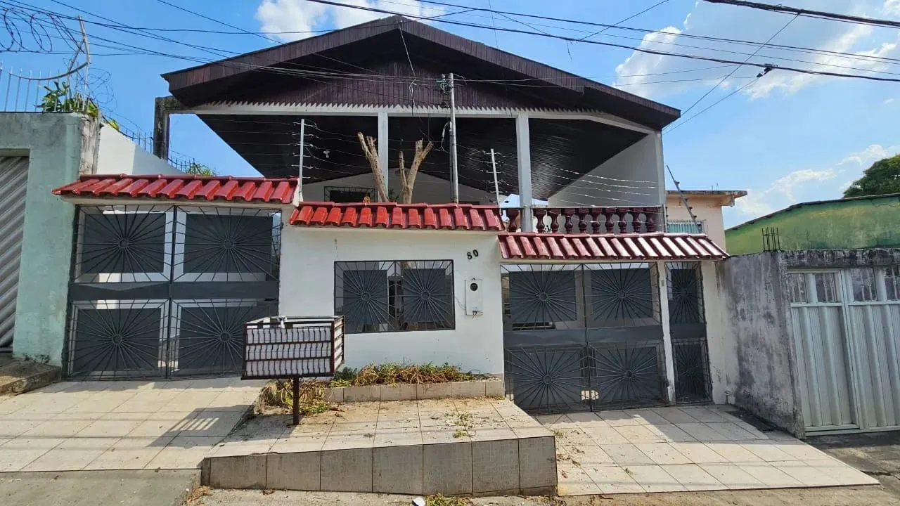 Imóvel para venda possui 10 metros quadrados com 4 quartos em Dom Pedro I - Manaus - AM