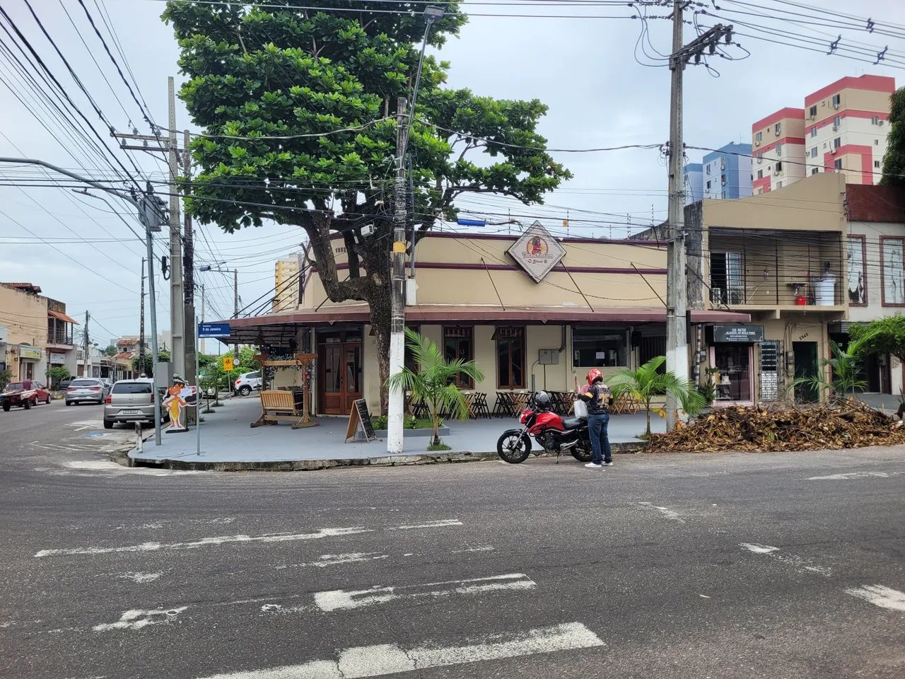 Ponto Comercial medindo 14x30 na 9 de Janeiro com Caripunas de esquina Venda São Brás - Be