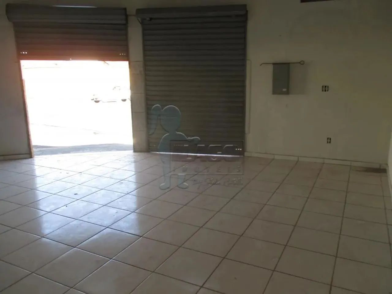 Salão comercial de 56m² para locação - Adelino Simioni