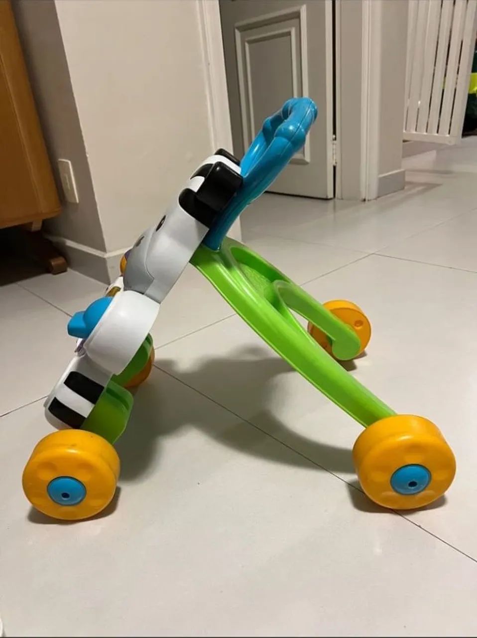 Andador Bebê Zebra Fisher-Price - Foto 2